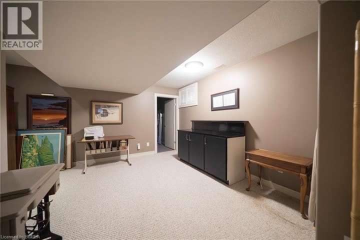 Photo 30 at 21 - 422 Powerline Road, Rosedale / Gable Height, Brantford