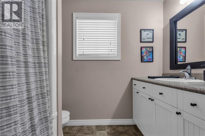 Photo 19 at 26 Woodland Crescent, Tillsonburg