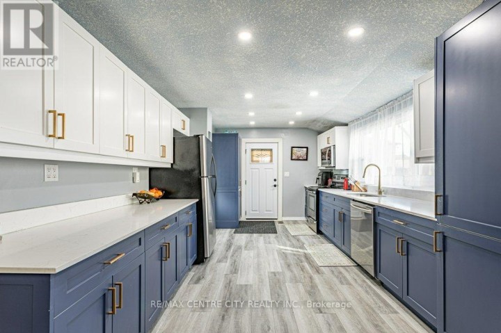 Photo 10 at 52 Princess Avenue, St. Thomas