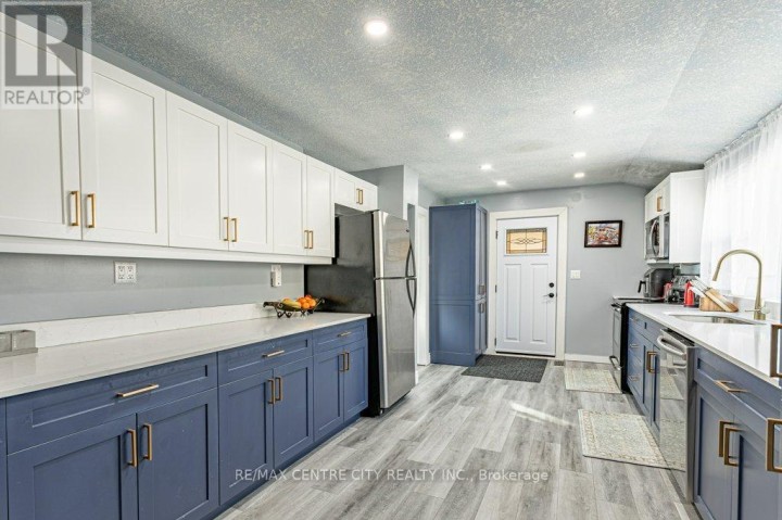 Photo 13 at 52 Princess Avenue, St. Thomas