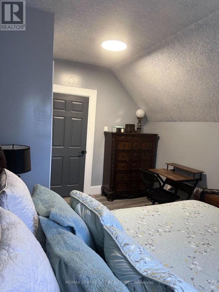 Photo 22 at 52 Princess Avenue, St. Thomas