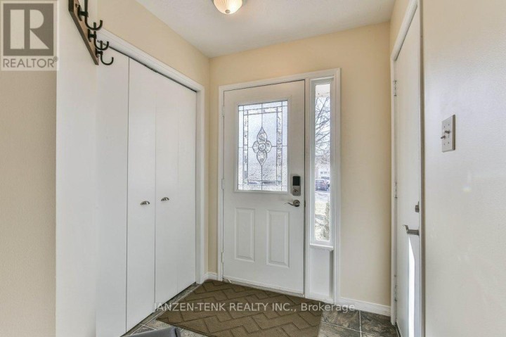 Photo 4 at 60 Beckett Boulevard, Tillsonburg