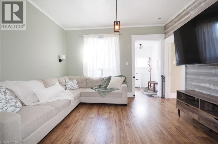 Photo 10 at 19 Paisley Heights, Elgin Park / Coronation, Cambridge