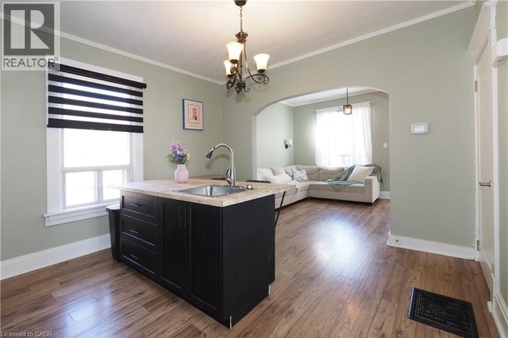 Photo 17 at 19 Paisley Heights, Elgin Park / Coronation, Cambridge