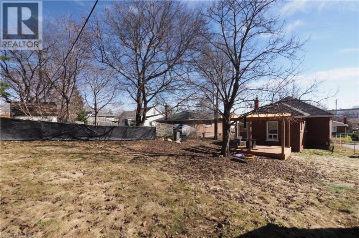 Photo 46 at 19 Paisley Heights, Elgin Park / Coronation, Cambridge