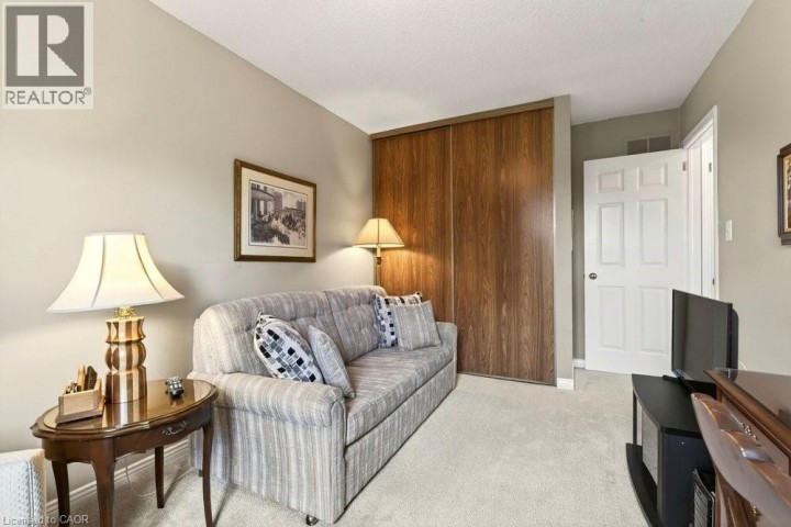 Photo 25 at 20 - 105 W Wilson Street, Parkview Heights, Ancaster