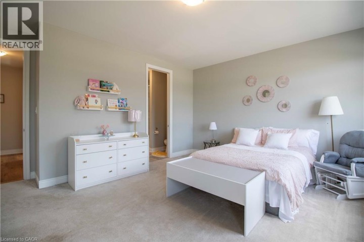 Photo 39 at 19 Secinaro Avenue, Southcote / Duff’s Cors, Ancaster