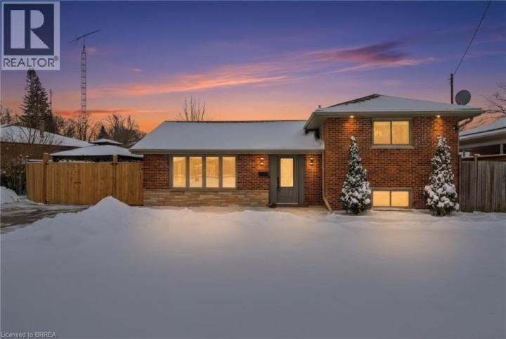 Photo 1 at 35 Hickery Place, Echo Place, Brantford