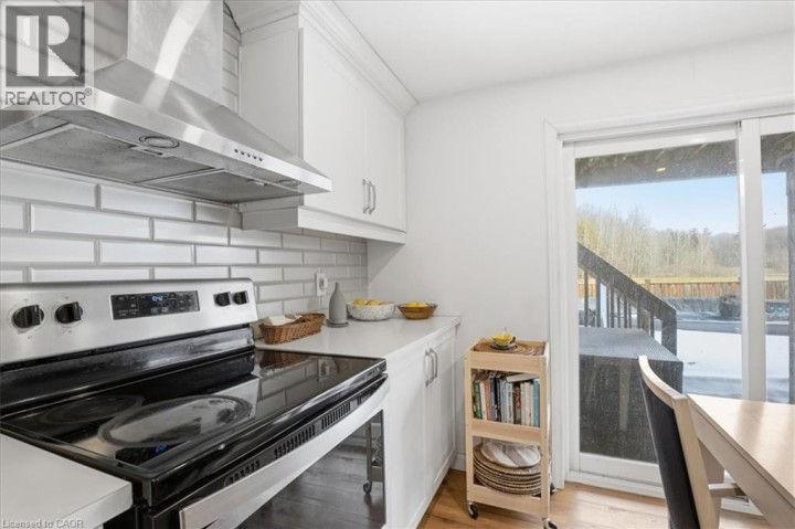 Photo 32 at 328 Shady Glen Crescent, Trussler, Kitchener