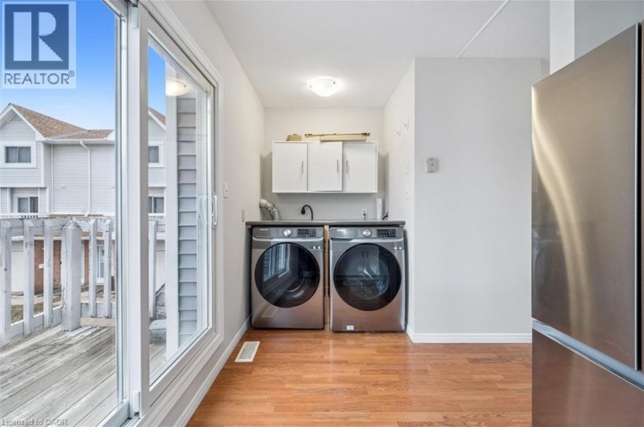 Photo 16 at 17 - 111 Traynor Avenue, Fairview / Kingsdale, Kitchener