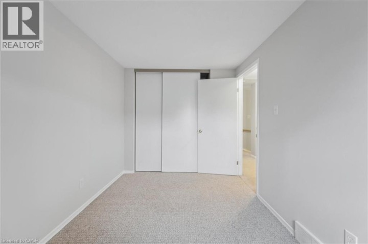 Photo 26 at 17 - 111 Traynor Avenue, Fairview / Kingsdale, Kitchener