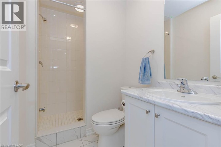 Photo 43 at 172 Beckview Drive, Downtown Kitchener / East Ward, Kitchener