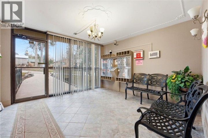 Photo 2 at 206 - 944 Caledonian View, Preston North, Cambridge