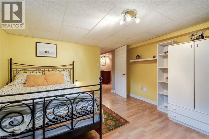 Photo 27 at 15 Waffler Crescent, Branchton Park, Cambridge