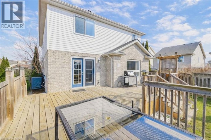 Photo 30 at 15 Waffler Crescent, Branchton Park, Cambridge