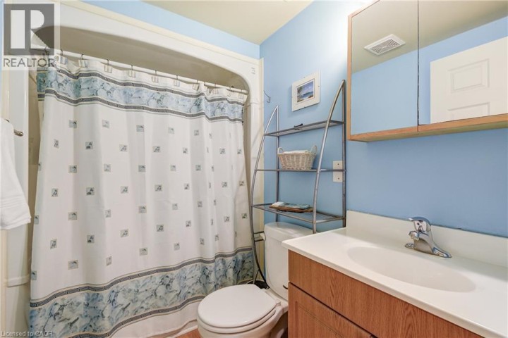 Photo 28 at 15 Waffler Crescent, Branchton Park, Cambridge