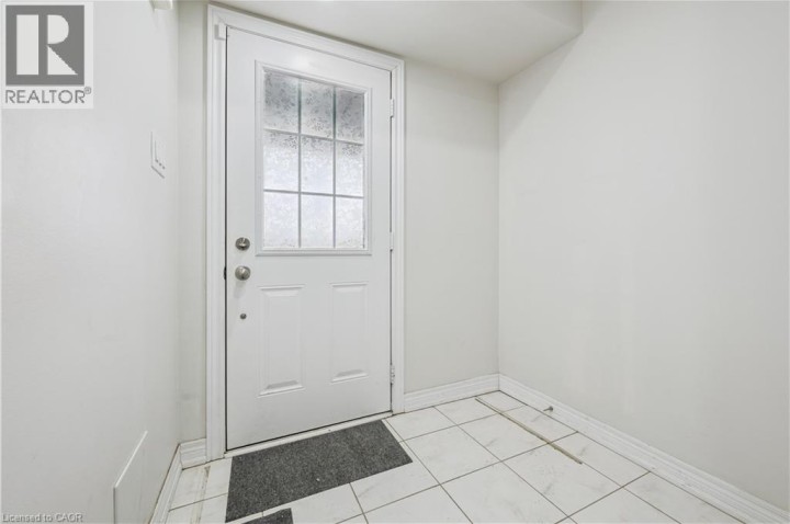 Photo 4 at 390 Linden Drive, Preston Heights, Cambridge