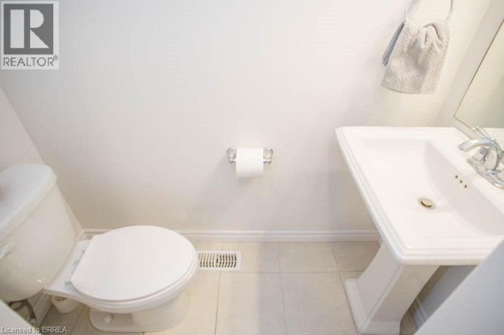 Photo 4 at 7 - 1 Tom Brown Drive, Innerkip (Victoria Park), Woodstock