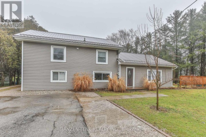 Photo 2 at 9114 Rogers Road, Rural Malahide, Malahide