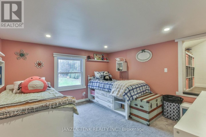 Photo 21 at 9114 Rogers Road, Rural Malahide, Malahide