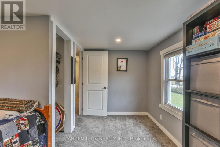 Photo 25 at 9114 Rogers Road, Rural Malahide, Malahide