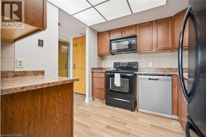 Photo 24 at 507 - 190 Hespeler Road, Elgin Park / Coronation, Cambridge