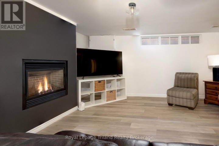 Photo 27 at 26 Knowles Drive, Woodstock - North, Woodstock