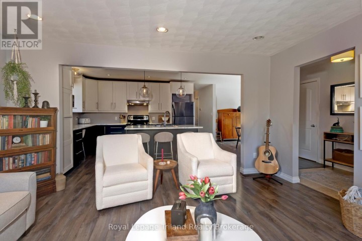 Photo 9 at 26 Knowles Drive, Woodstock - North, Woodstock