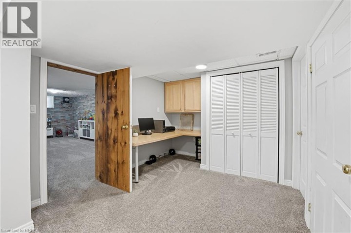 Photo 23 at 37 Hillier Crescent, Sky Acres, Brantford