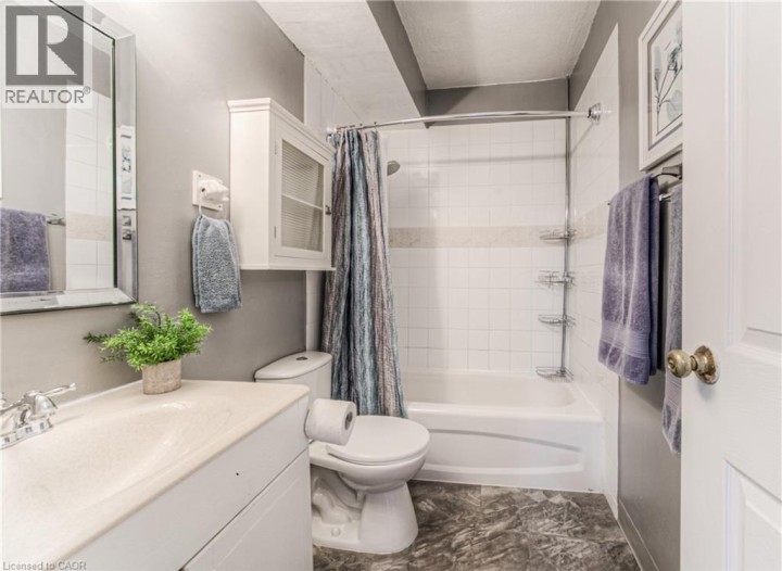 Photo 24 at 201 - 283 N Fairway Road, Chicopee / Freeport, Kitchener