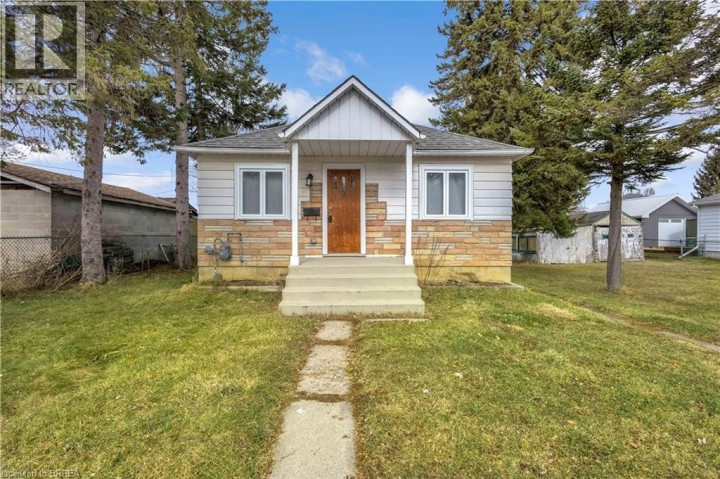 Photo 1 at 35 Eighth Avenue, Eagle Place East, Brantford