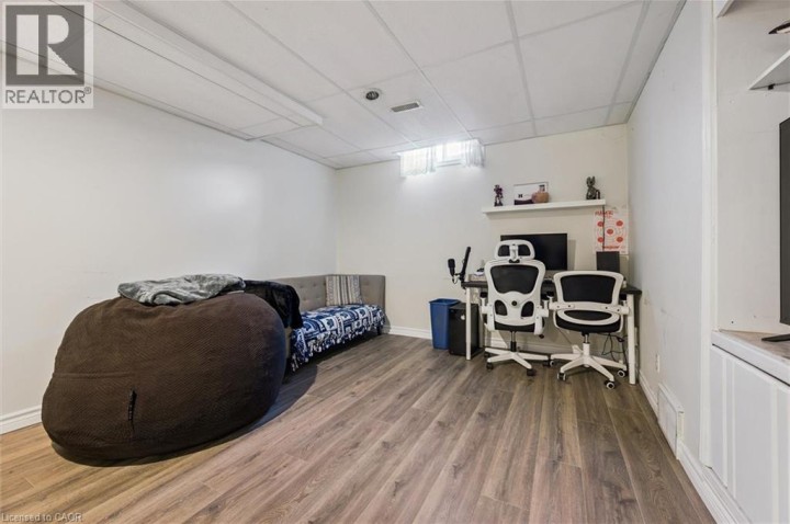 Photo 34 at 37 Edgemere Drive, Churchill Park / Moffatt Creek, Cambridge