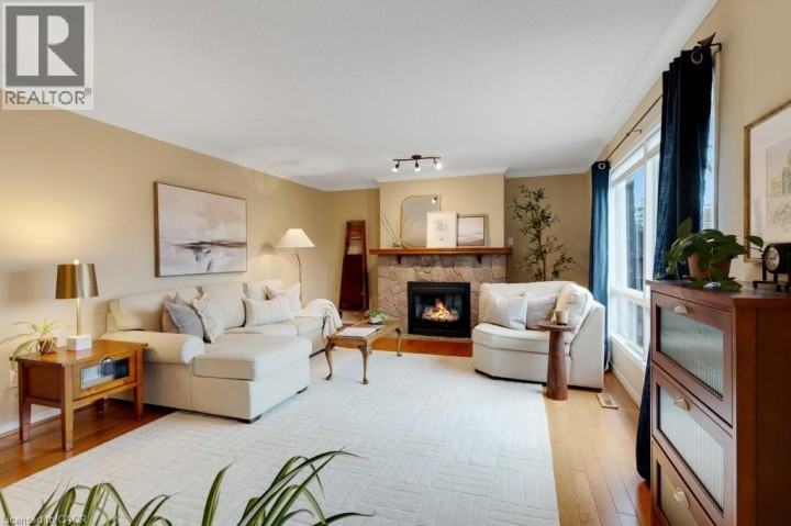 Photo 13 at 32 Kingfisher Crescent, Clemens Mills / Saginaw, Cambridge