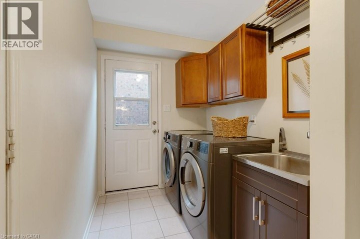 Photo 18 at 32 Kingfisher Crescent, Clemens Mills / Saginaw, Cambridge