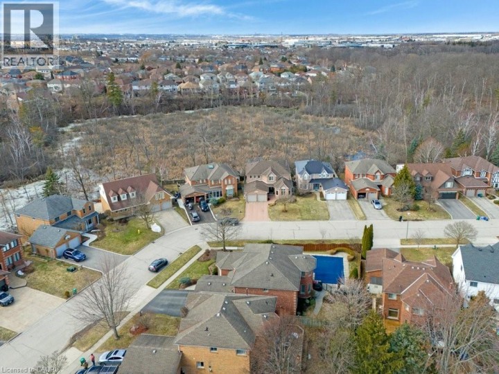 Photo 43 at 32 Kingfisher Crescent, Clemens Mills / Saginaw, Cambridge