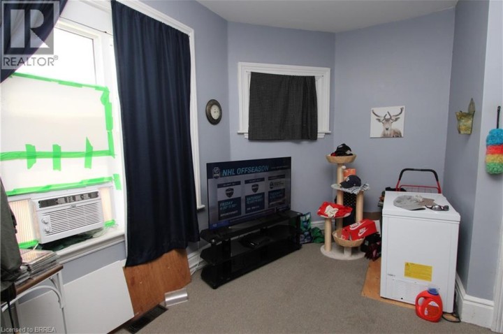 Photo 16 at 62 Arthur Street, Victoria / Arthur, Brantford