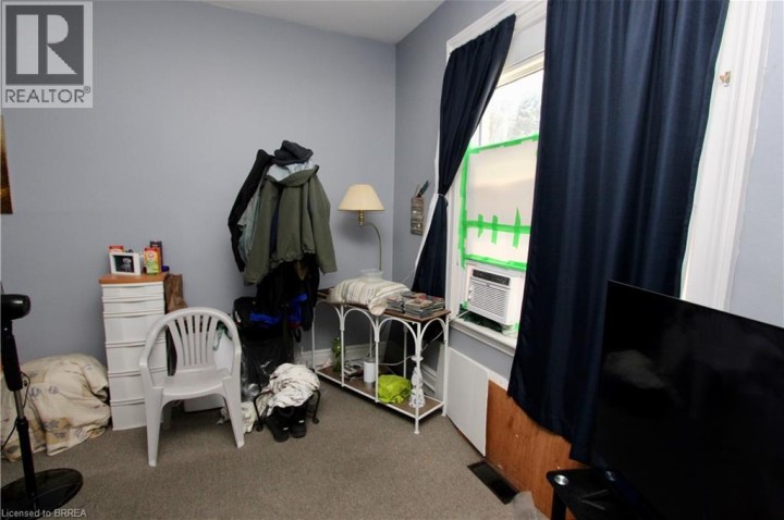 Photo 17 at 62 Arthur Street, Victoria / Arthur, Brantford