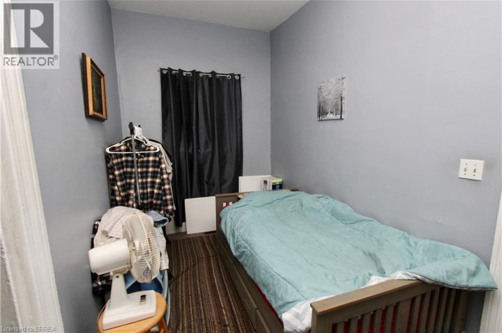 Photo 18 at 62 Arthur Street, Victoria / Arthur, Brantford