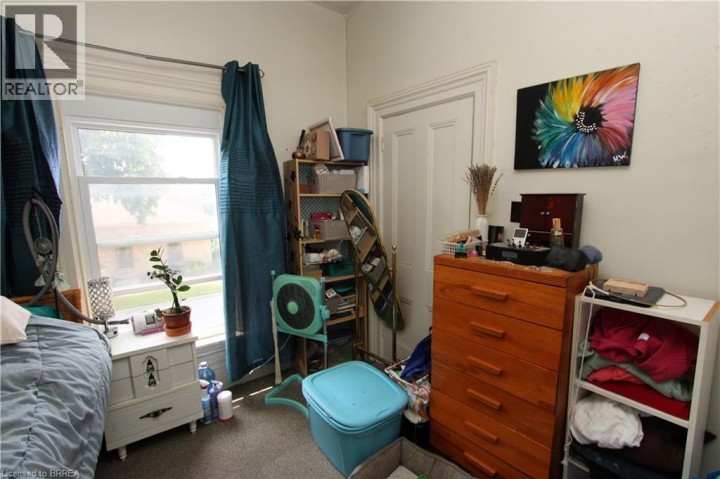 Photo 31 at 62 Arthur Street, Victoria / Arthur, Brantford