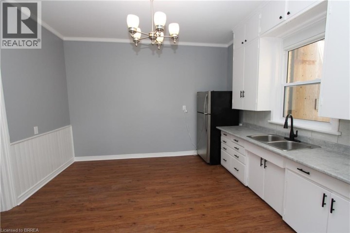 Photo 34 at 62 Arthur Street, Victoria / Arthur, Brantford