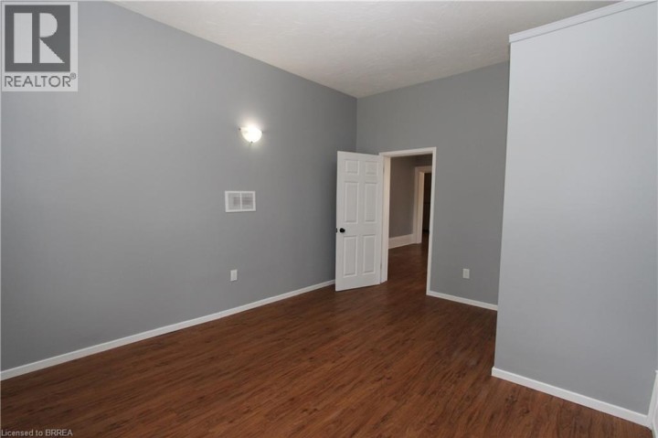 Photo 43 at 62 Arthur Street, Victoria / Arthur, Brantford