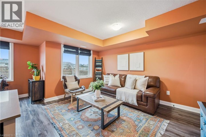 Photo 3 at 17 - 350 Fisher Mills Road, Blackbridge / Fisher Mills / Glenchristie / Hagey / Silver Heights, Cambridge