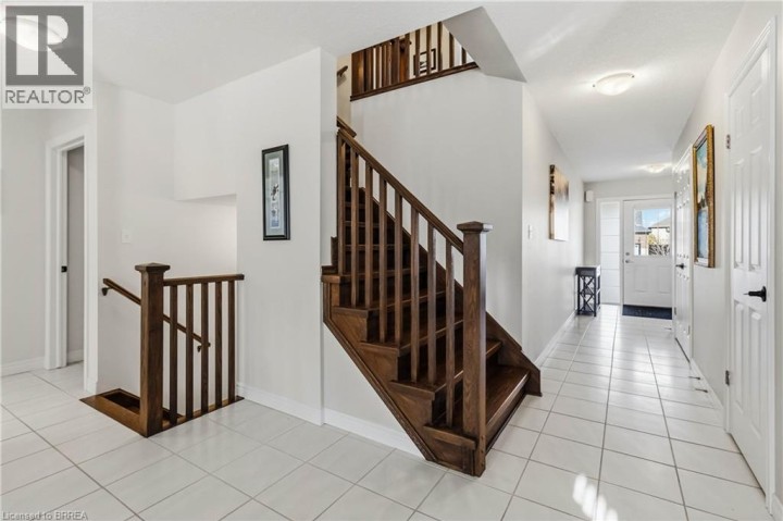 Photo 7 at 13 Crawford Place, Innerkip (Victoria Park), Woodstock