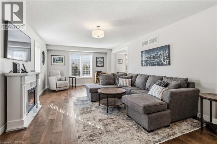 Photo 8 at 13 Crawford Place, Innerkip (Victoria Park), Woodstock