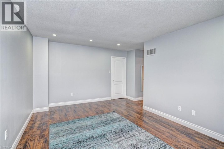 Photo 21 at 549 Burnett Avenue, Clemens Mills / Saginaw, Cambridge