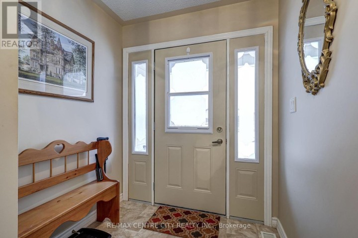 Photo 12 at 19 Brasher Drive, Tillsonburg