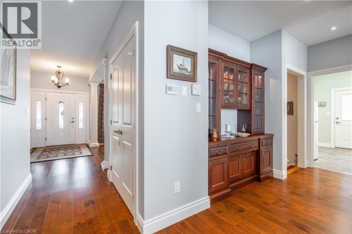 Photo 12 at 200 Falling Brook Drive, Oakhill / Clearview Ancaster Heights / Mohawk, Ancaster