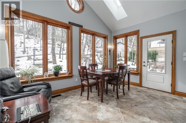 Photo 25 at 200 Falling Brook Drive, Oakhill / Clearview Ancaster Heights / Mohawk, Ancaster