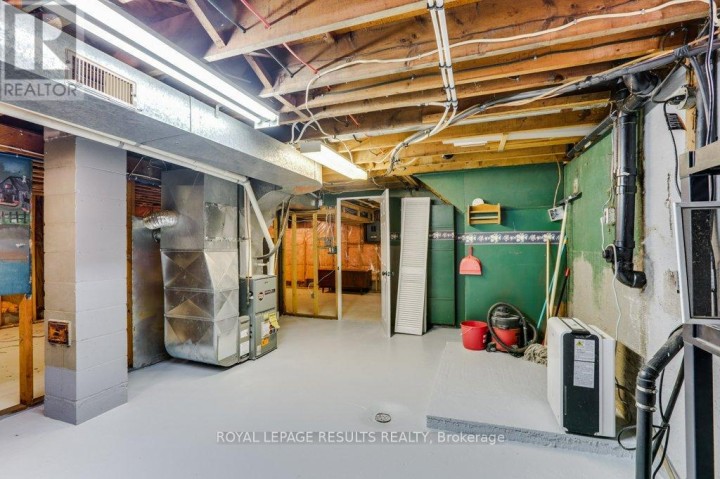 Photo 31 at 6247 Imperial Road, Rural Malahide, Malahide