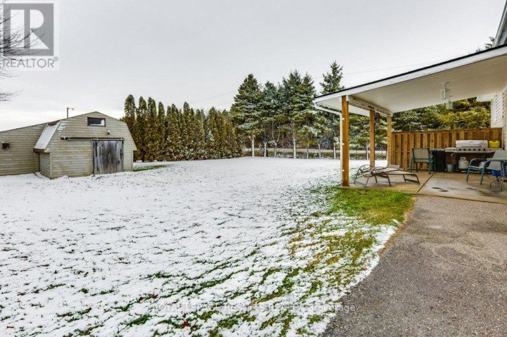 Photo 37 at 6247 Imperial Road, Rural Malahide, Malahide